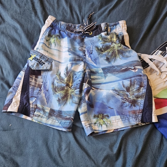 Swimsuit boys  size 5 - Picture 2 of 5